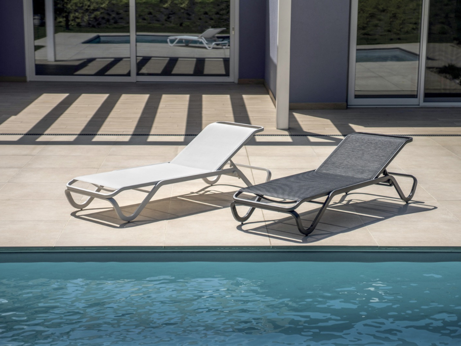 Vieste Greenwood Sunbed