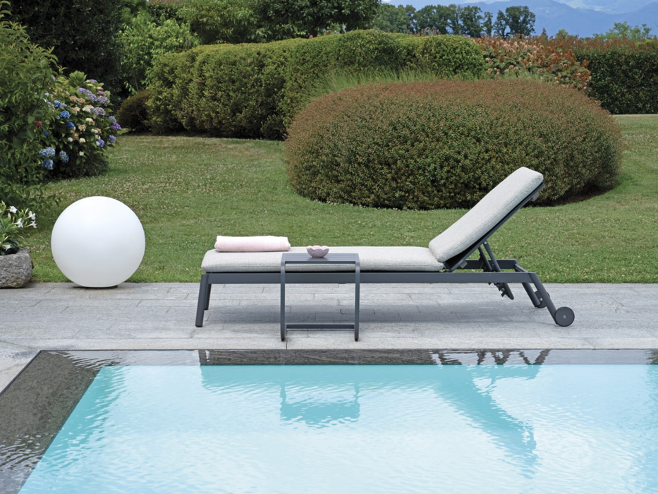 Porto Cervo Sunbed with Wheels Greenwood