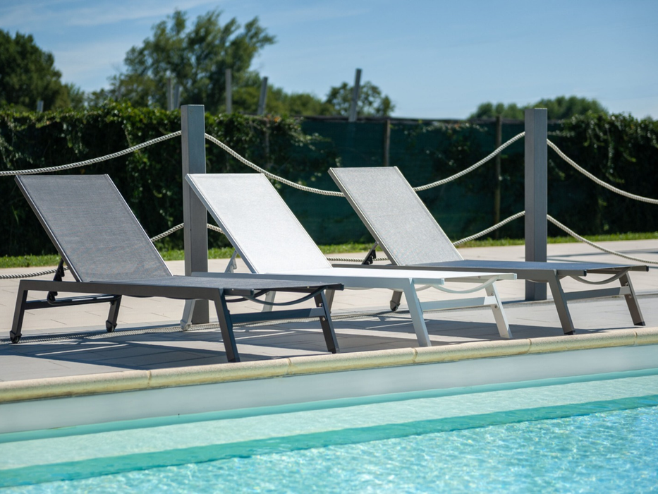 Regarden Minotaur Lounger