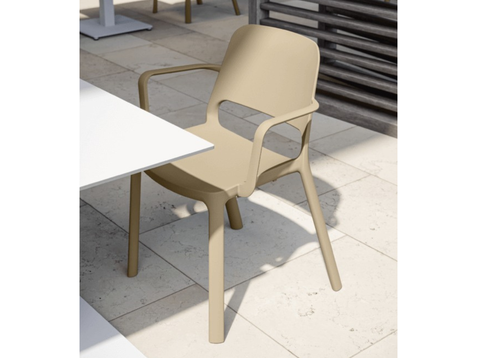 6 chaises Tina avec accoudoirs Myyour