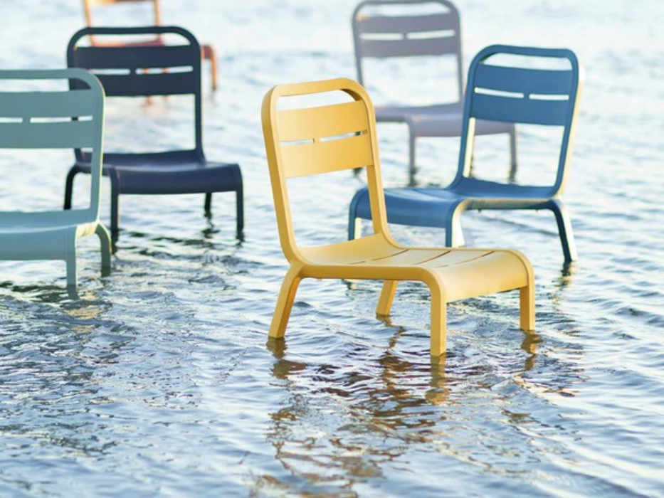 18 Grosfillex Cannes Chairs