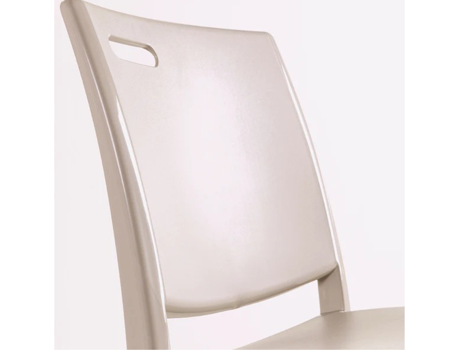 16 chaises à clips Grosfillex