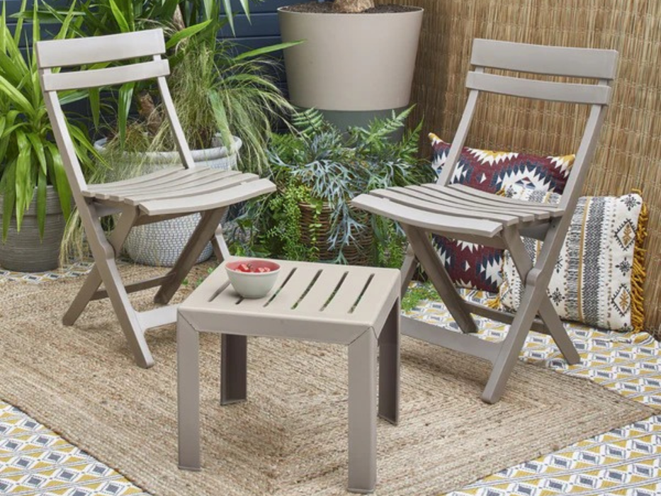 24 chaises pliantes Grosfillex Miami