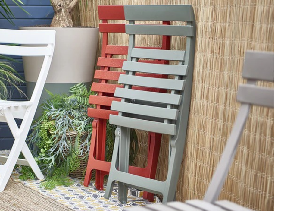 24 chaises pliantes Grosfillex Miami