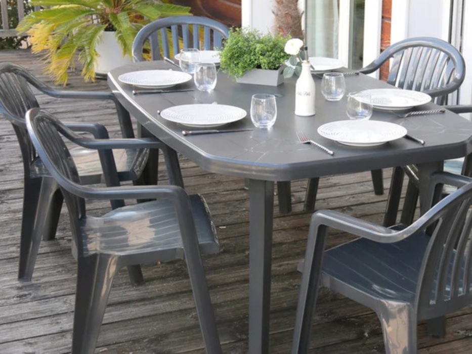 50 fauteuils Grosfillex Miami