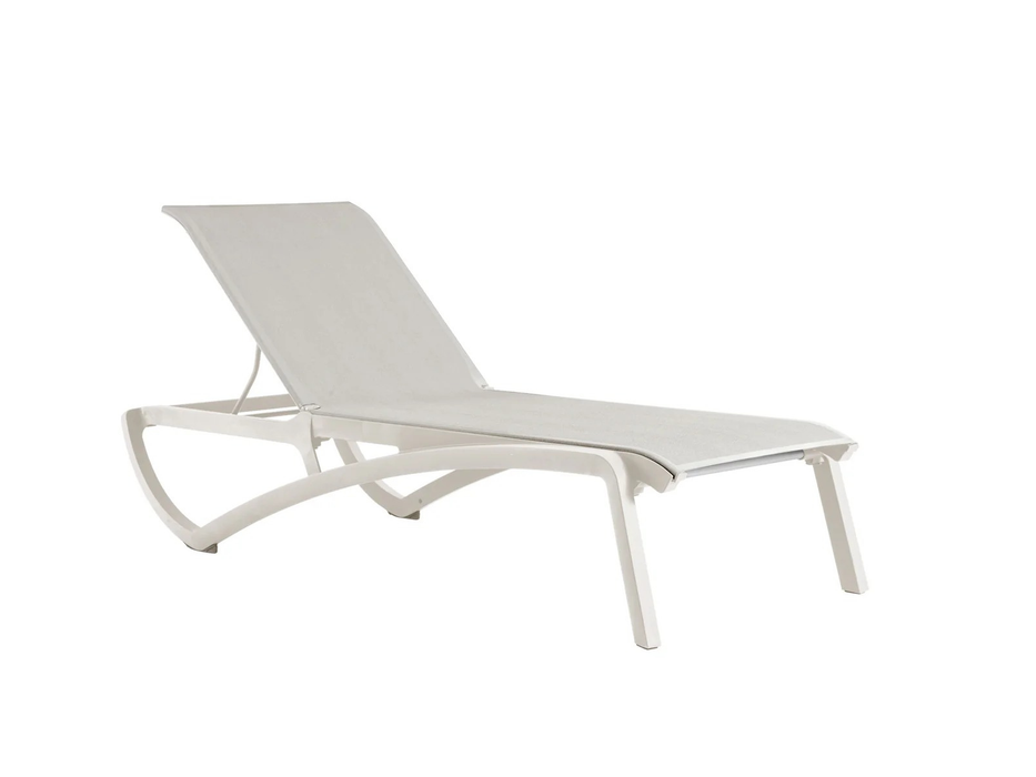 16 Chaises longues Sunset Green Edition Grosfillex