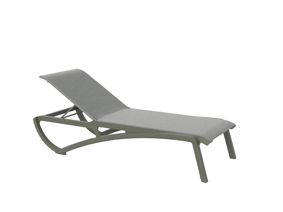 16 Chaises longues Sunset Green Edition Grosfillex