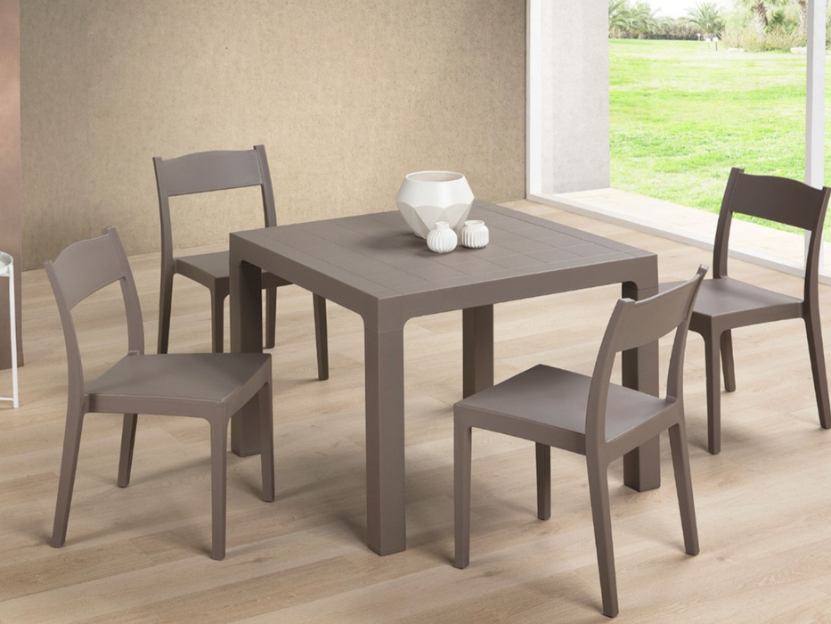 18 Chaises Vesta Areta