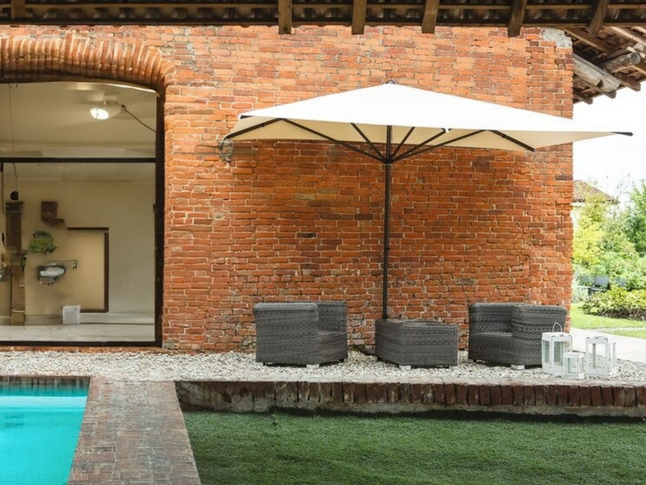 Demi-parasol déporté 1x2 m