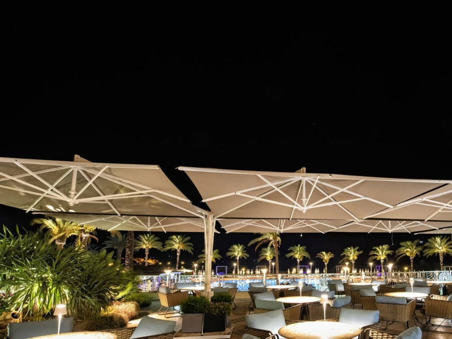 6.24x6.24m Quadruple Parasol