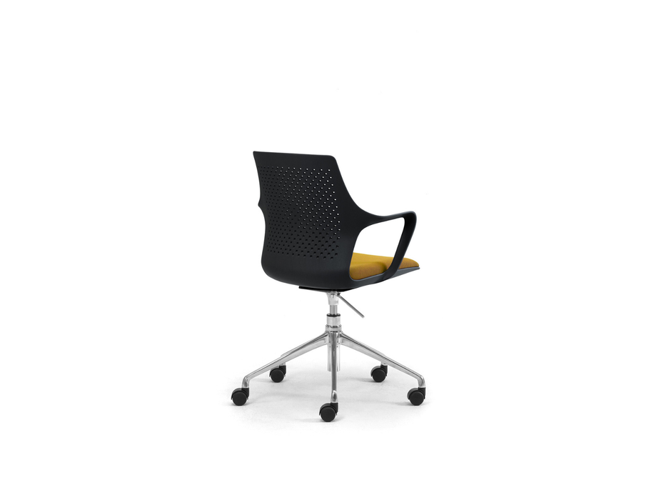 Ipa Chair with Padded Seat and Wheels