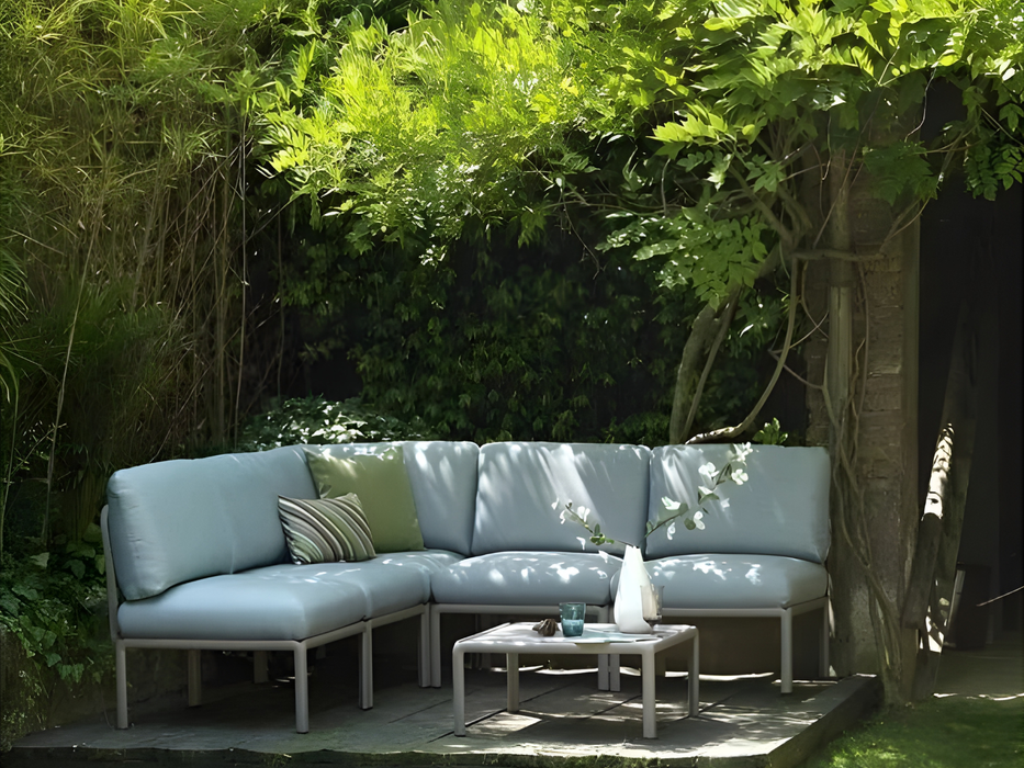 Komodo Corner Element