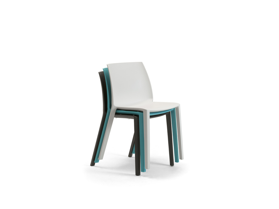 Greta Chair