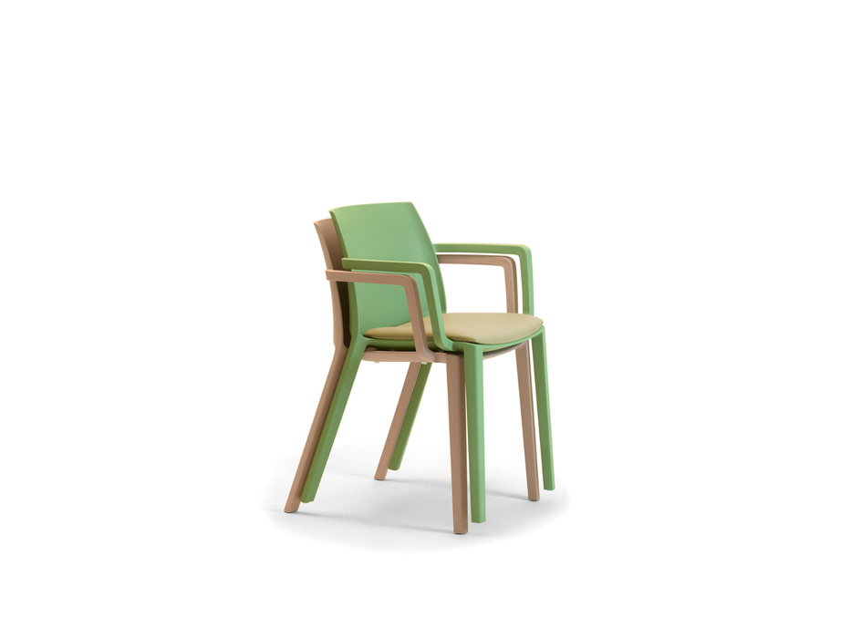 Greta Chair
