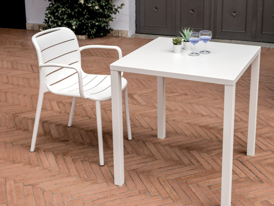 Chaise Pise avec accoudoirs Greenwood