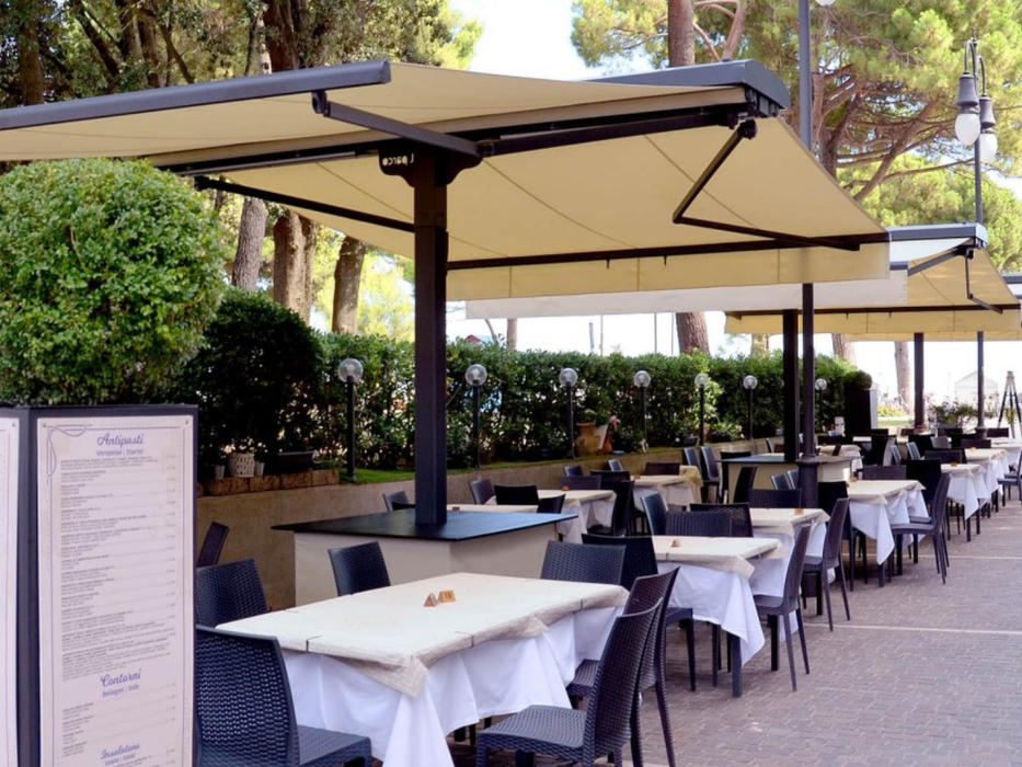 Ombrellone Giano 3X3,70 MT